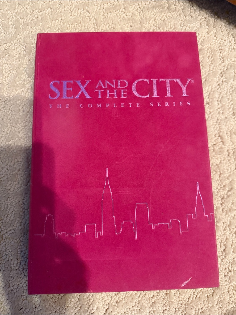 Sex and the City Complete Series Box Set - Pink